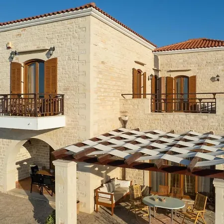 Family-friendly Erofili With Pool, Childrens Area & Bbq!