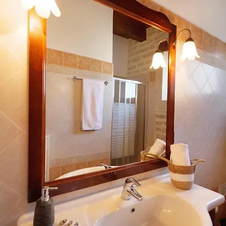 Family-friendly Erofili With Pool, Childrens Area & Bbq! * Astérion